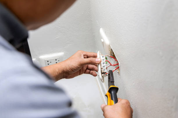 Best Emergency Electrician Near Me  in Hillcrest Heights, MD