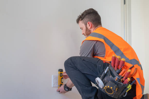 Best Licensed Electrician  in Hillcrest Heights, MD